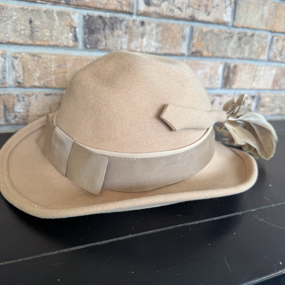 Vintage 100% Wool Felt Fedora Hat w/ Feather Accent USA Made Mid Century